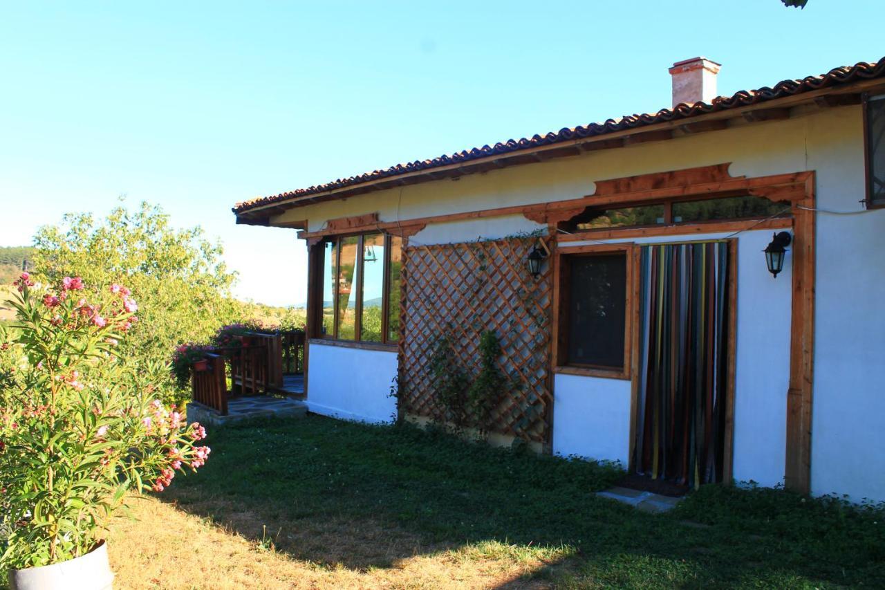 Стаи За Гости Тодорови Zheravna Exterior photo